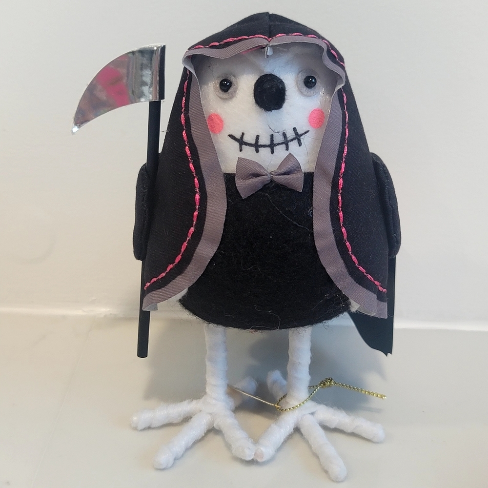 NEW Hyde & EEK! Boutique Featherly Friends "Hoodie" Felt Bird Halloween 2024 - Picture 3 of 15